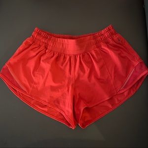 Lululemon Hotty Hot II Short 2.5”